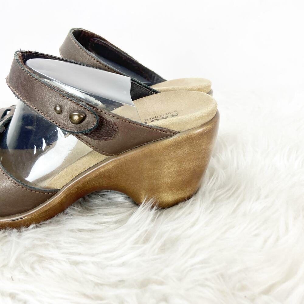 Naot Womens 38 EU 7 US Brown Leather Slip On Studded Two Strap Platform Sandals - Picture 7 of 16